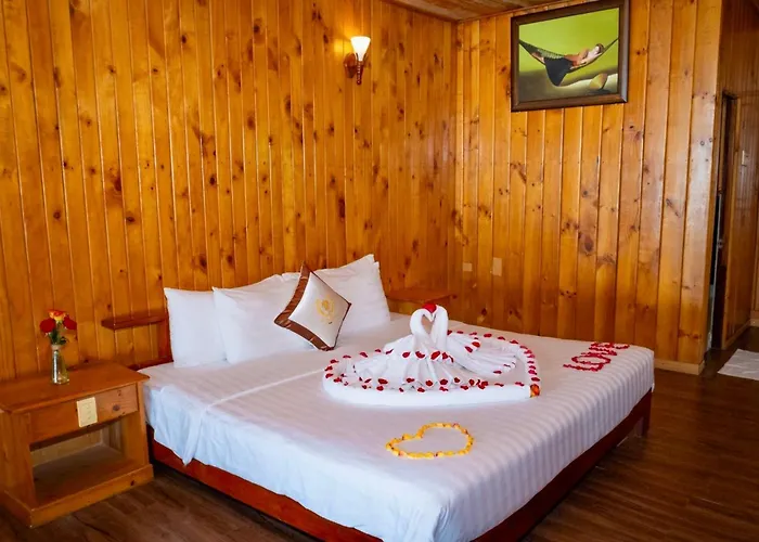 Tan Son Nhat Con Dao Resort